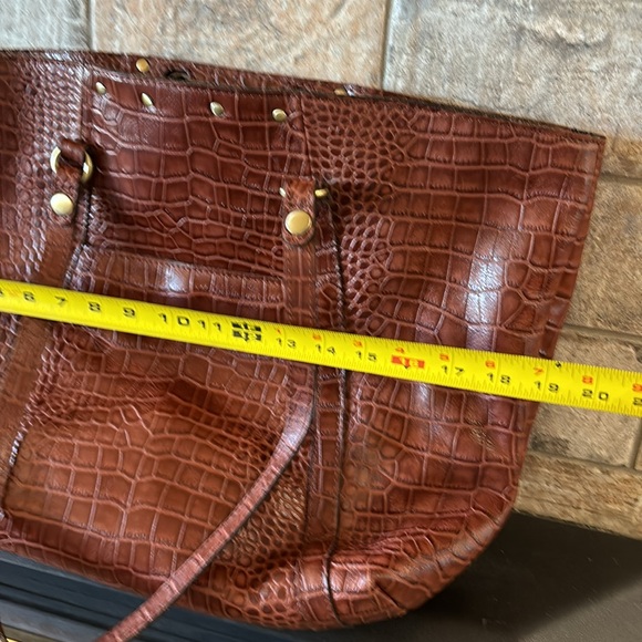 NWOT Patricia Nash large soft leather tote - Picture 7 of 8